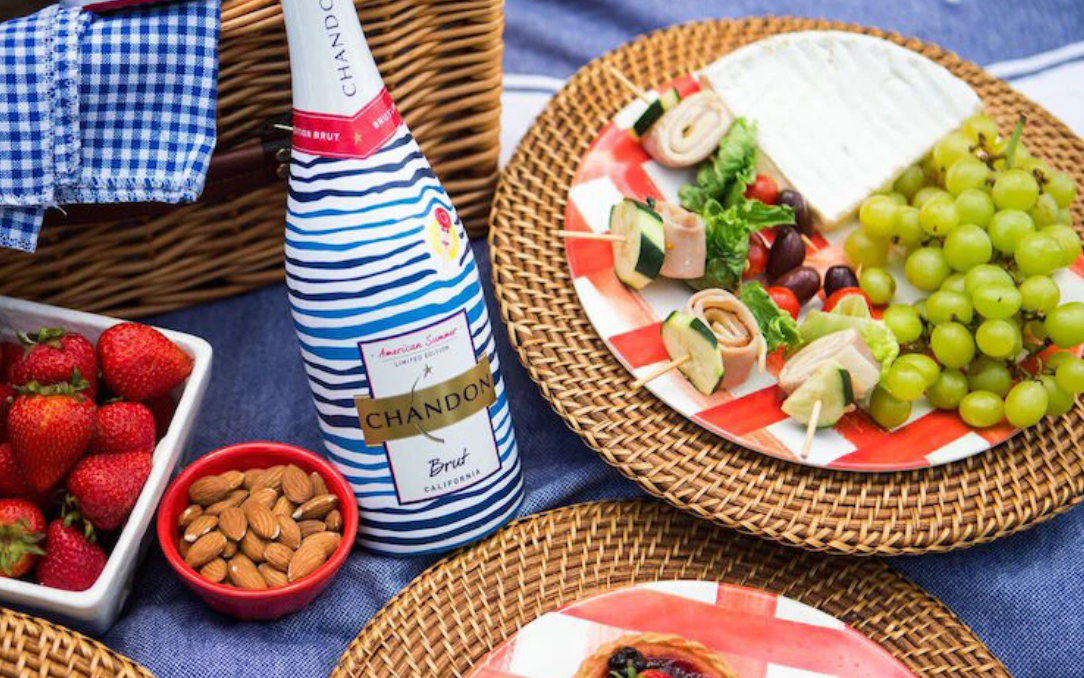How to Host a Perfect Summer Picnic